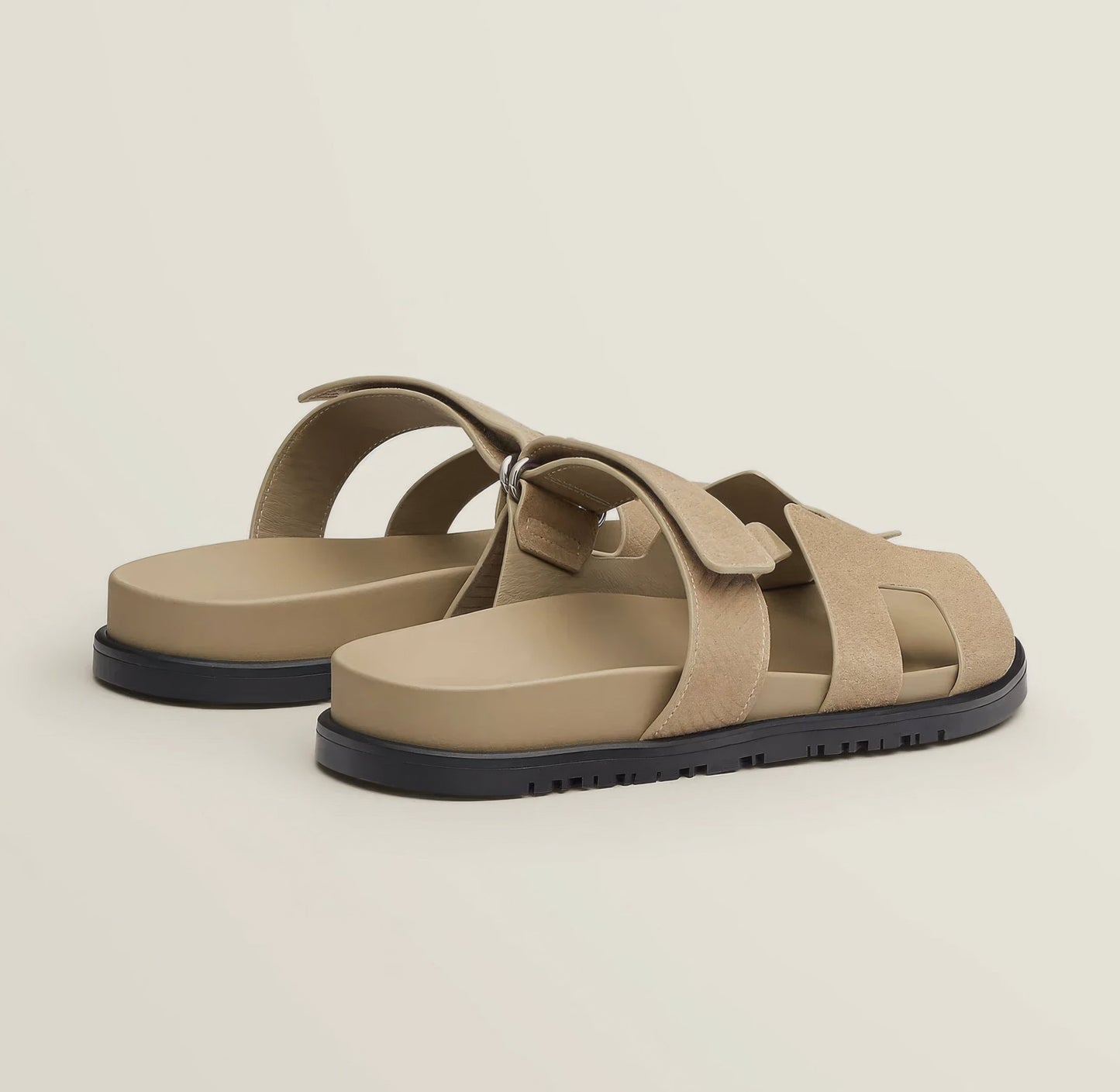 HELENE | CHARM SANDALS